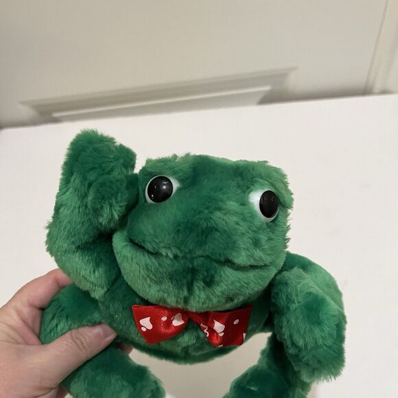 Vintage Main Joy Leaping Heart Love Collar Green Frog Plush Stuffed Animal 6" - Picture 9 of 10